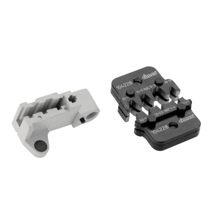 Inzetstuk voor systeemperstang 104220 voor niet-geïsoleerde platte stekker voor isolatie met B-Crimp rolpersing 0,5 mm2 - 6 mm2